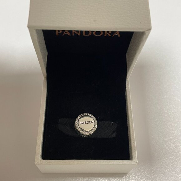 Pandora Sweden Flag Exclusive Charm Bead - Picture 4 of 5